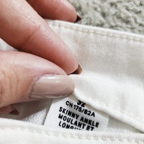 H&M White Skinny Jeans - Picture 2 of 2